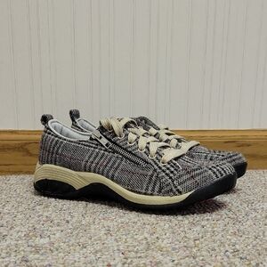 Therafit Plaid Sienna Lace-Up Sneakers W/Beige Soles. Side Zip. Women's 7. NWOT